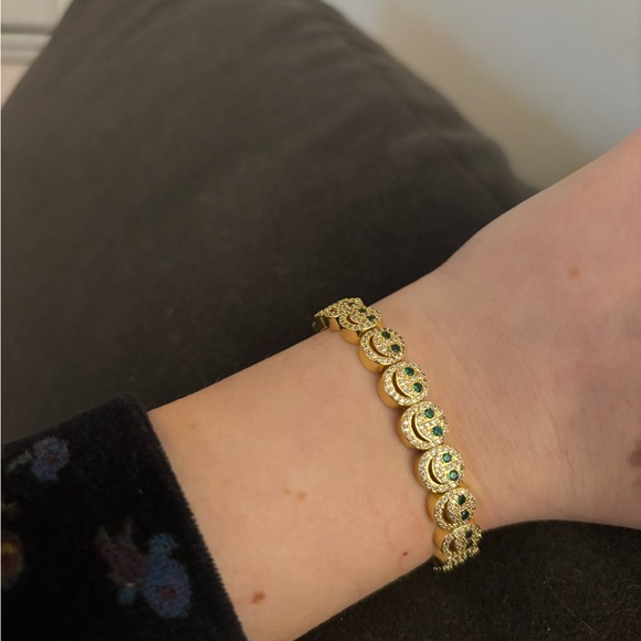 Lisa Gozlan Smile Bracelet - Picture 3 of 4